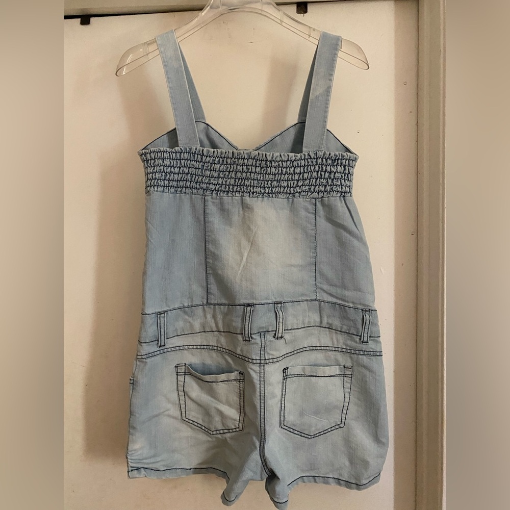 Chic Denim Button-Up Romper Noble - Picture 4 of 9